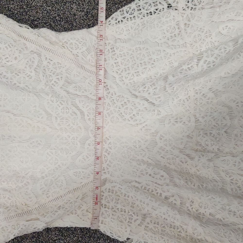 lacy dress - Picture 4 of 7